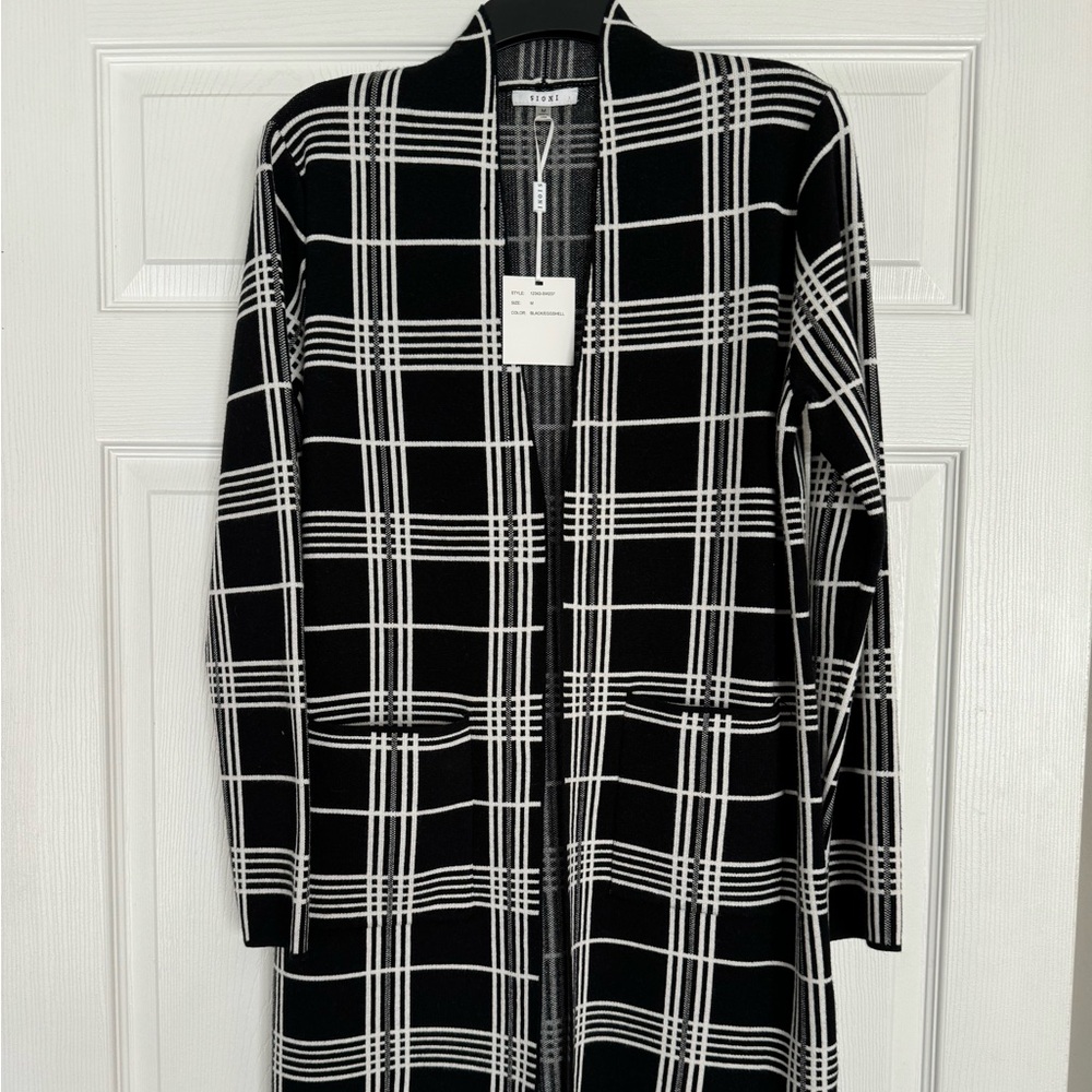Sioni Women’s Long Black and Eggshell Jacket Size Medium
